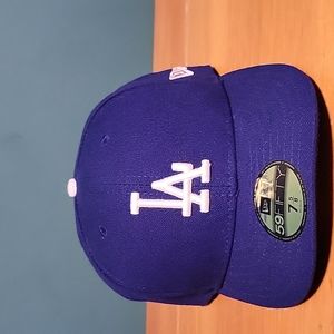 Authentic original LA dodgers like new condition Maybe worn couple times 7 5/8